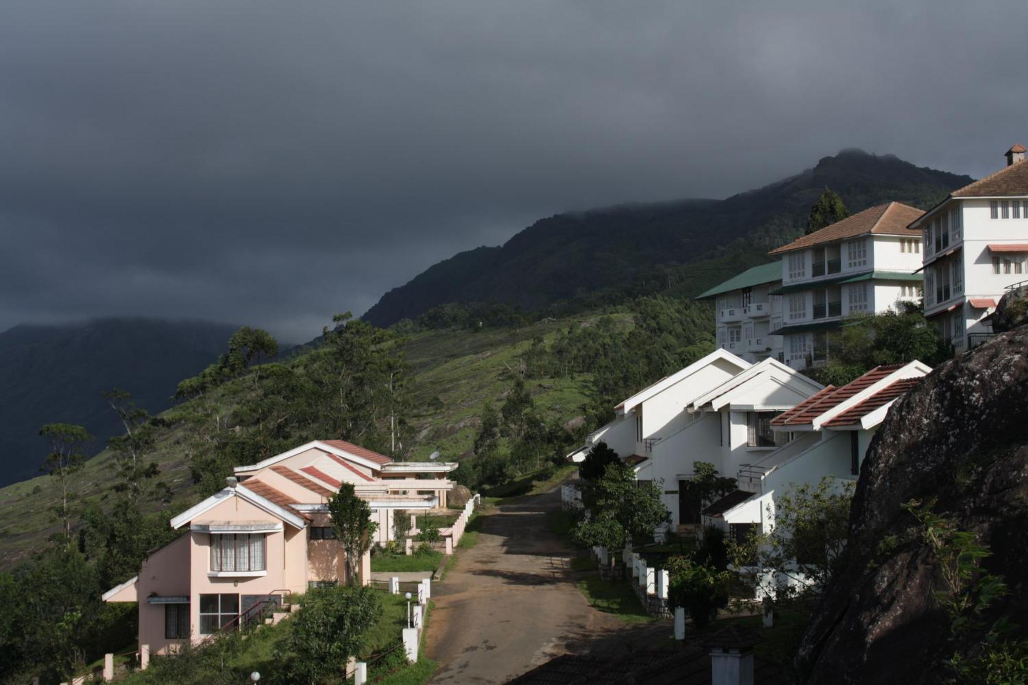 Ayur County Resort Chinnakanal Extérieur photo