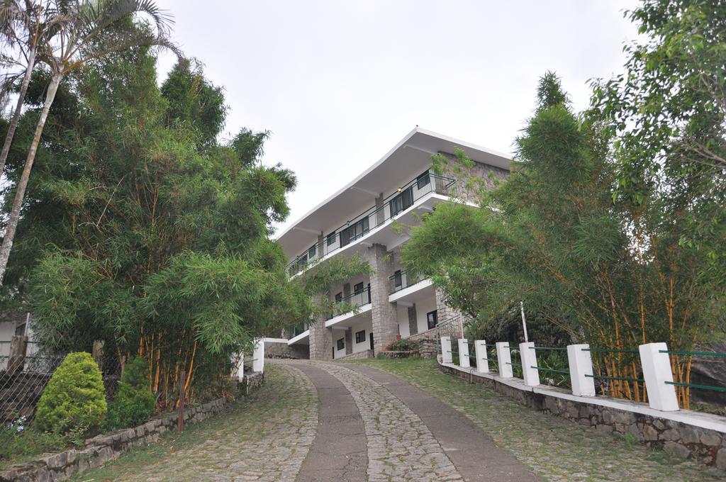 Ayur County Resort Chinnakanal Extérieur photo