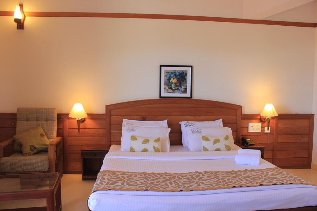 Ayur County Resort Chinnakanal Extérieur photo