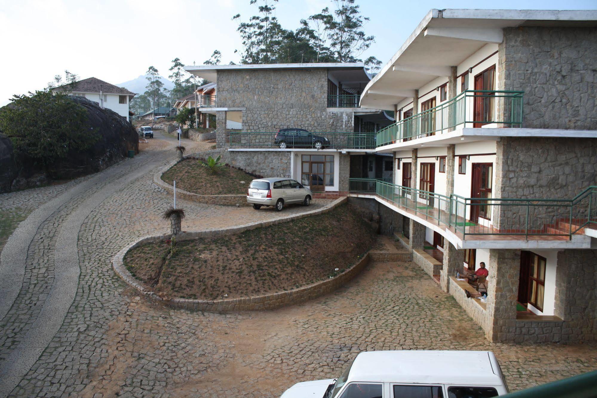 Ayur County Resort Chinnakanal Extérieur photo